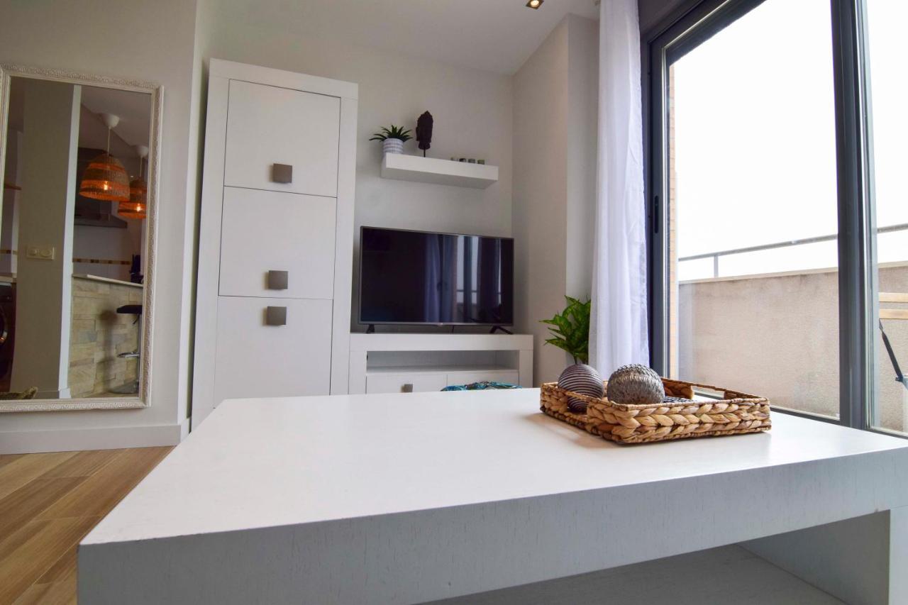 Letmalaga Sea Pacific Apartment Exterior photo